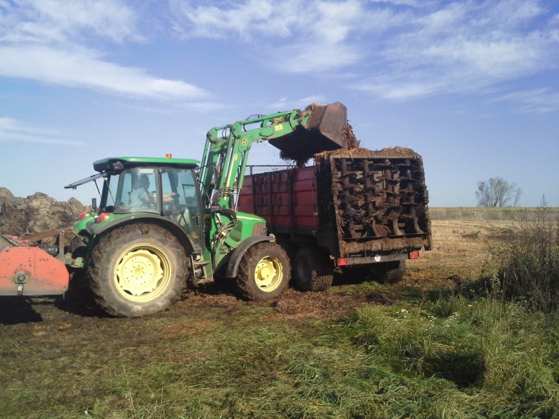 John Deere 5720 & JD 583