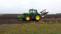 John Deere 6930