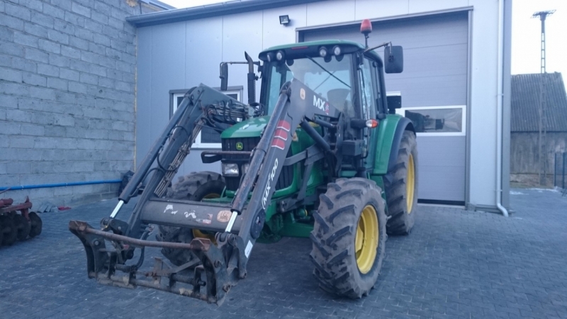 John Deere 6320