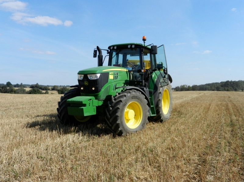 John Deere 6150M