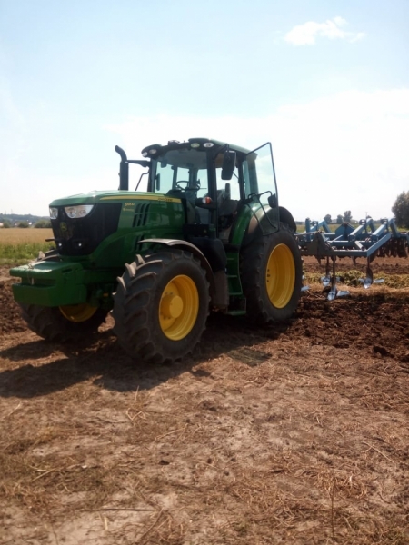 John Deere 195M