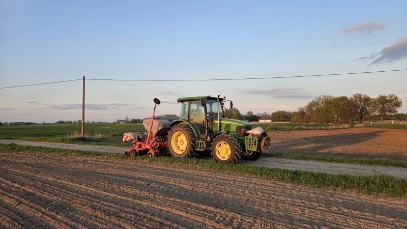 Jd 5720 + Kuhn Kosma TS