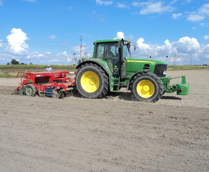 John Deere 6630P
