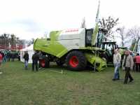 Claas Tucano 440 APS