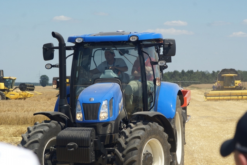 New Holland T6.140