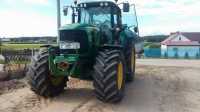 John Deere 7530