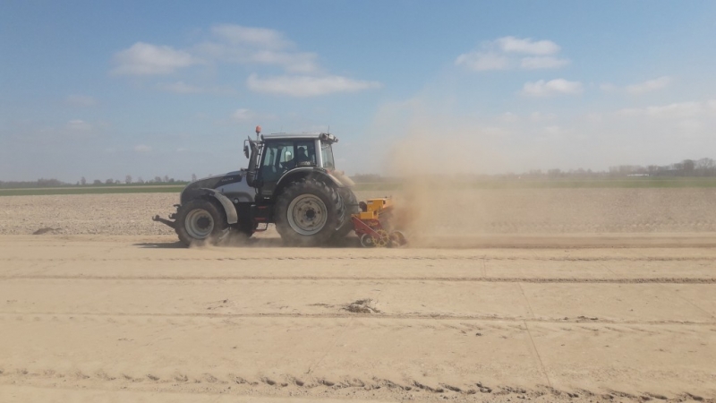 Valtra + Vredo