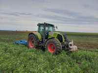 Claas AXION