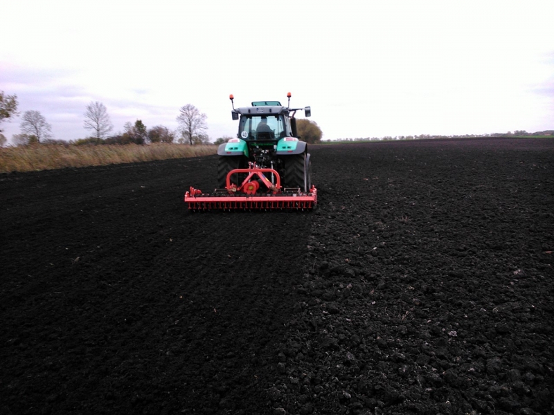 DF k420 + Kuhn HRB