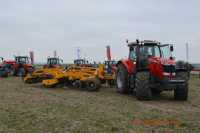 Massey Ferguson 7626 & Agrisem