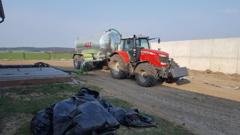 Massey Ferguson 7619 Dyna 6 & Agro Max 24000 Litrów