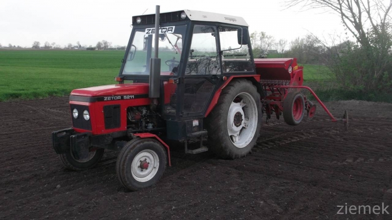 Zetor 5211 i Famarol