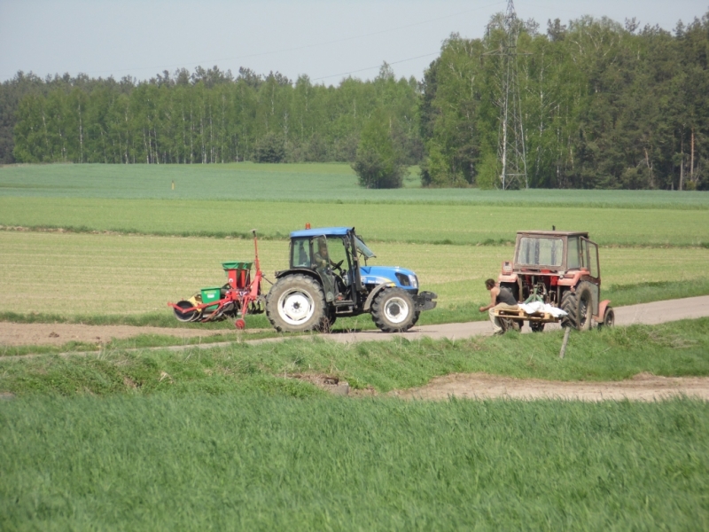 New Holland T4020 Deluxe + Meprozet S-100