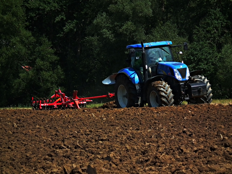 NH T7030