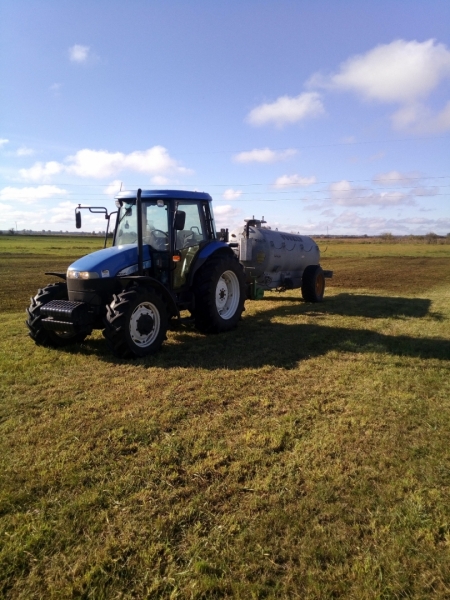 New Holland Td95d