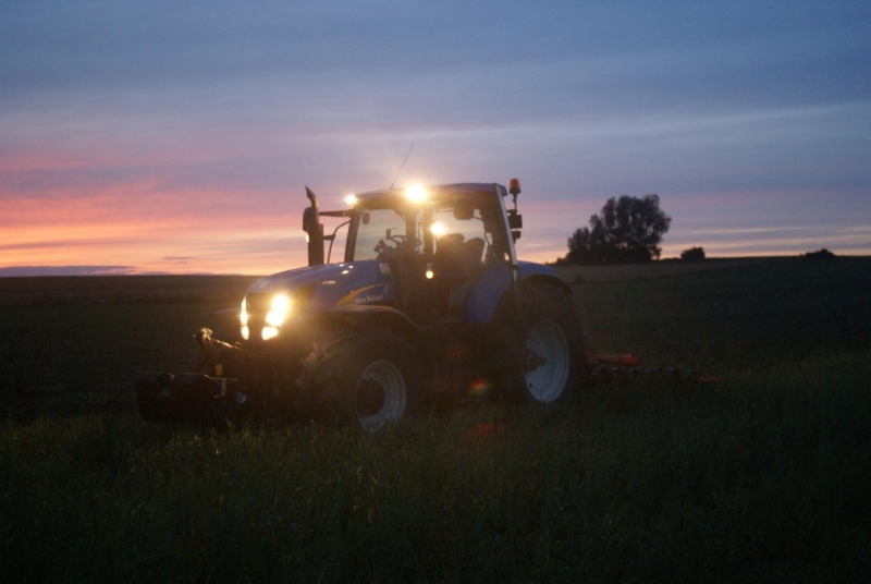 New holland T 7030 AC