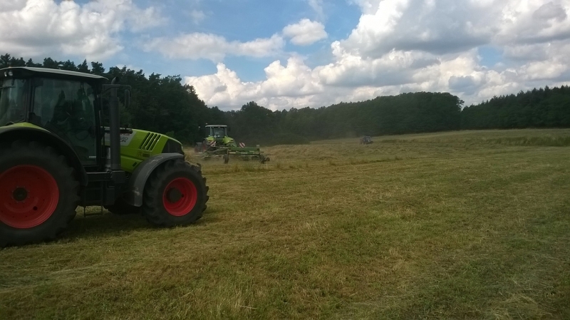 Claas Arion 640