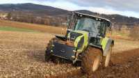Claas Arion 620 & Kuhn Multi - Master 113.