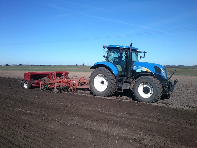 New Holland T6080 PC i Zestaw Uprawowo-Siewny