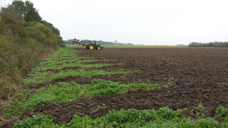 John Deere 6930 & EM100