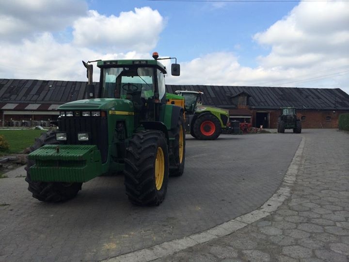 Claas Xerion 5000 & John Deere 8400 x2