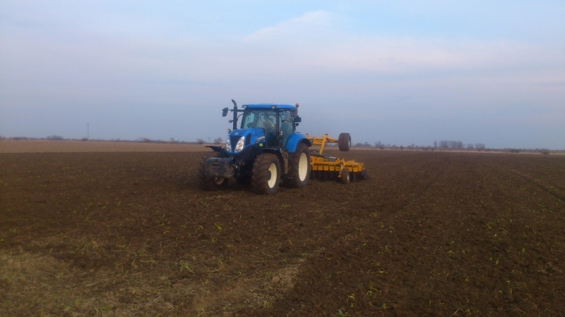 New Holland T7.185 & StalTech