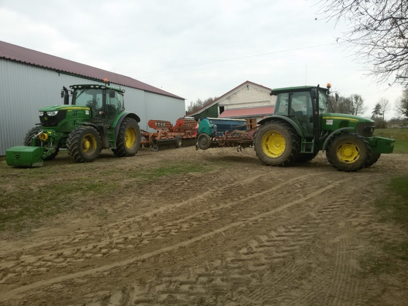 JD 6140R & KUHN HXL 44, JD 5080M zestaw siewny