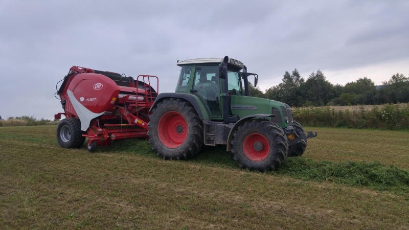 Fendt 412 Vario + Lely Welger RP 160 V Xtra