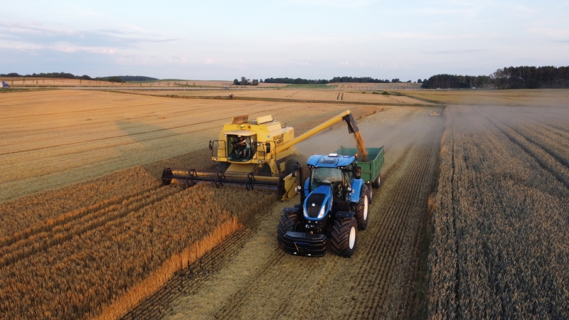 New Holland Tx 68 i NH T7.230 AC