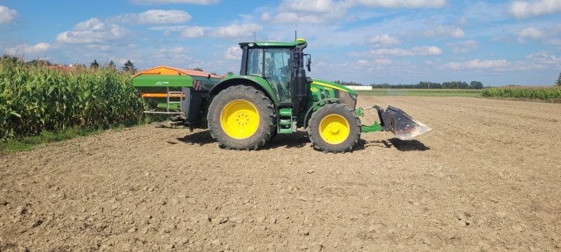 JD 6100M i Amazone ZA-V 2700