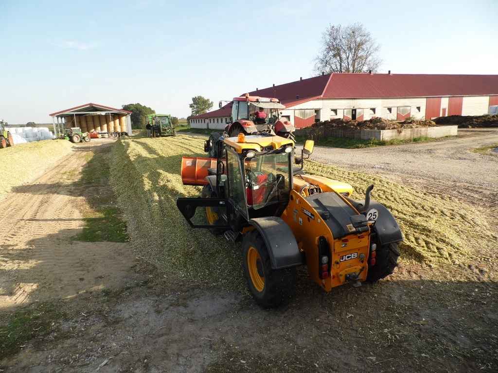 Zobacz Zdjęcie, Fotkę, Obrazek, Photo - Jcb 526-56 Agri • Forum Profesjonalnego Rolnika - Forum Rolnicze I Galeria Rolnicza Dla Profesjonalistów