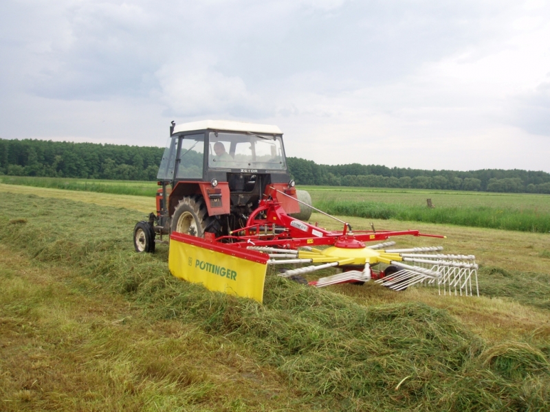 Zetor 5211 + Pottinger Eurotop 421N