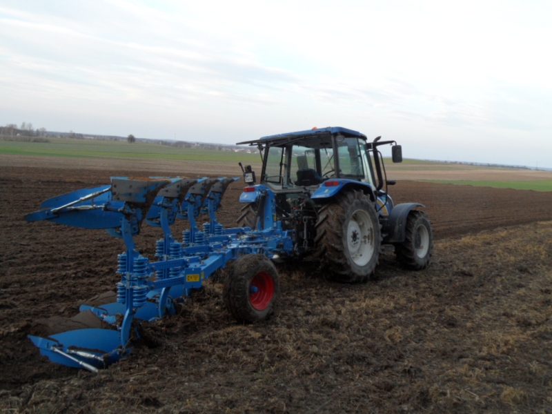 Lemken EurOpal 5 i New Holland T5050