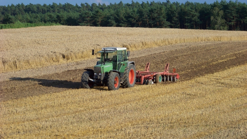 Fendt 312 LSA + brona talerzowa 3,2m.