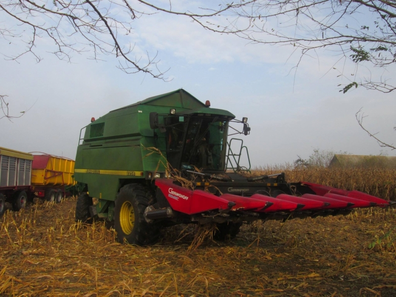 John Deere 2258 + Geringhoff RD