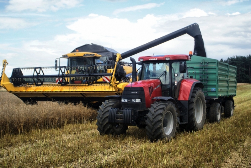 New holland CX 6080  & Case IH CVX 150