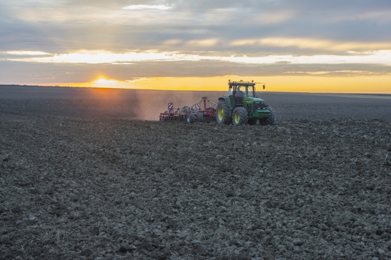 John Deere 8400 & Horsch Terrano 5 FM