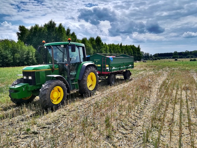 John Deere 6200 + Kroger