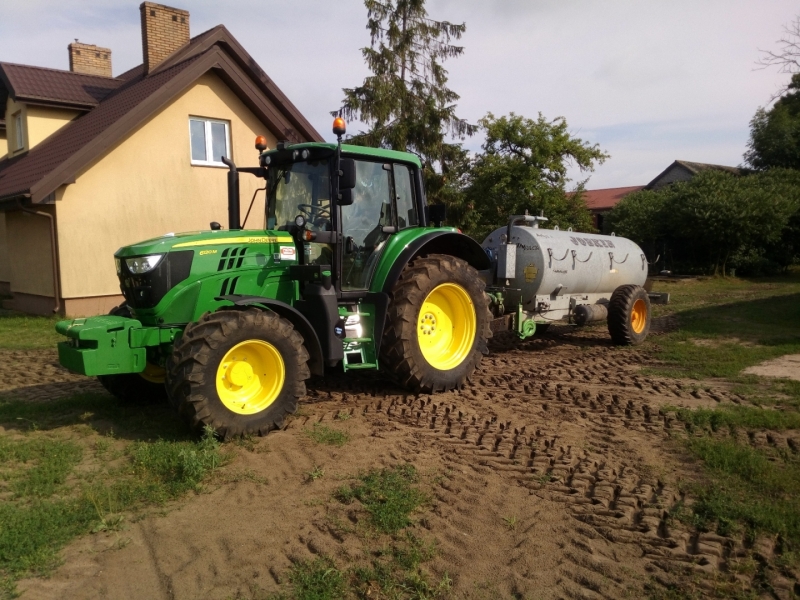 John deere 6120m