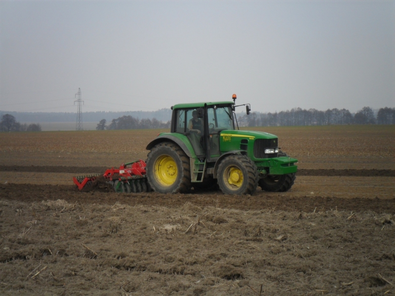 John Deere 6930 + Unia