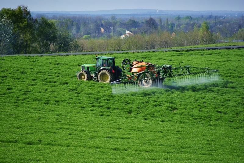 John Deere 6630 & Amazone UX 3200