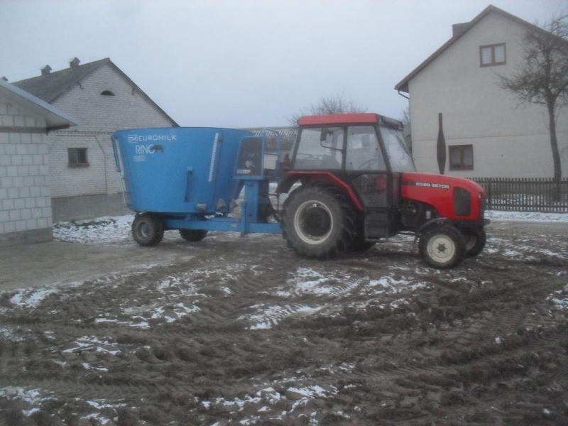 Zetor 5320 + Euromilk