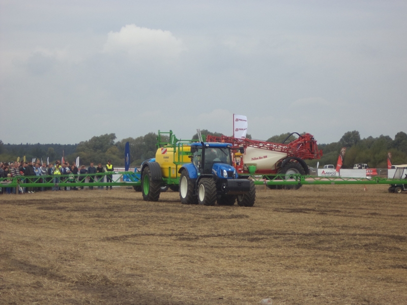 New Holland + Damman