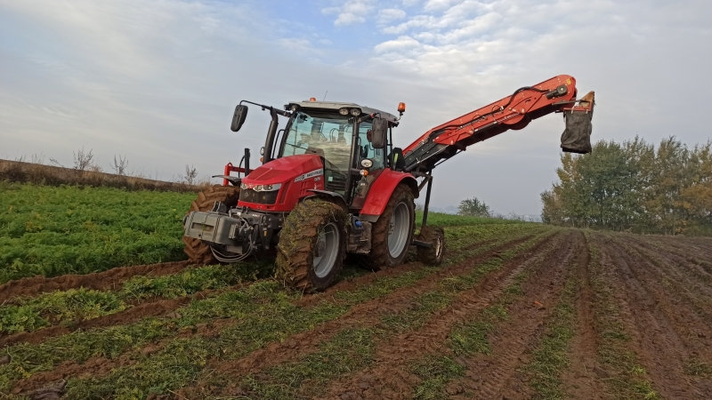 Massey 5710S