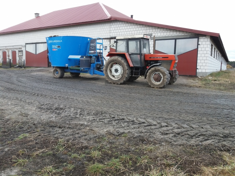 Zetor 9245  i Euromilk Rino1100HD