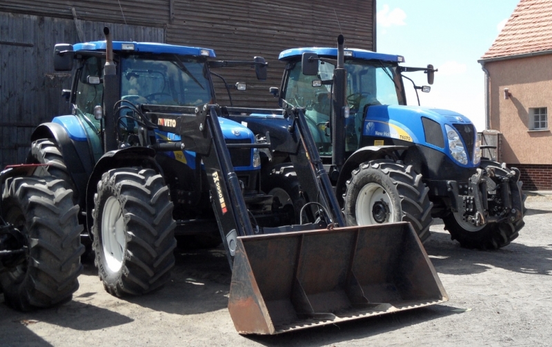 New Holland TS135A + New Holland 6070