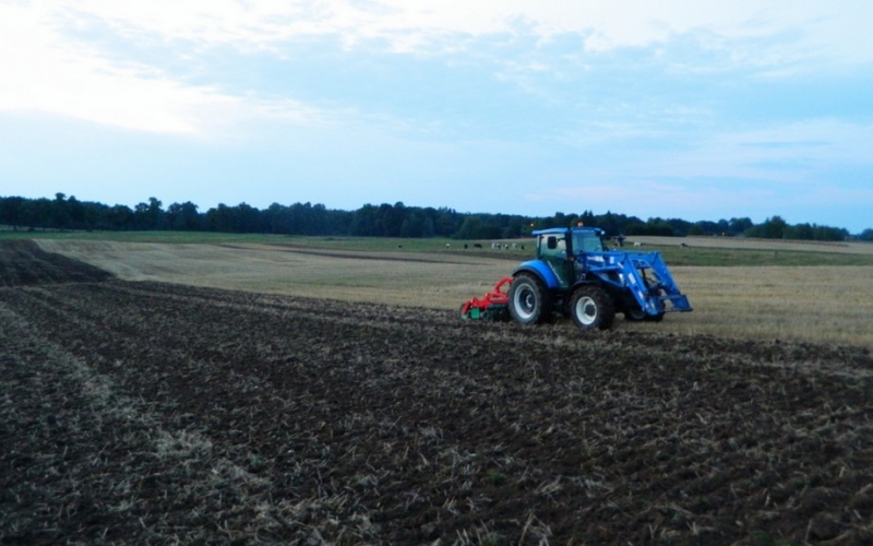 New Holland T5.105 DC / Agro-Masz AT270