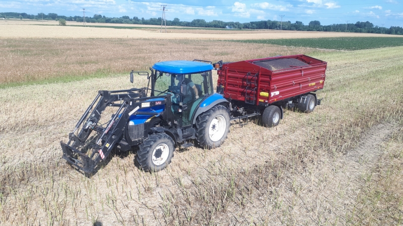 New Holland TD5020 & Pronar T672