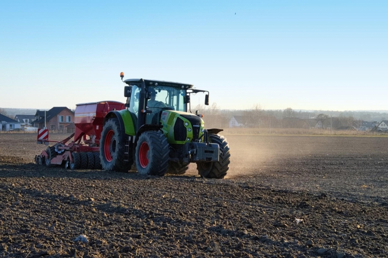 Claas Arion 640 + Horsch Pronto 3DC