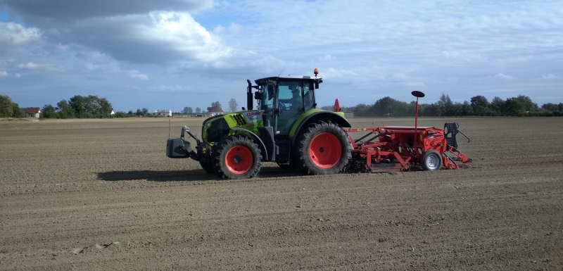 Claas Arion 510 + Zestaw uprawowo-siewny